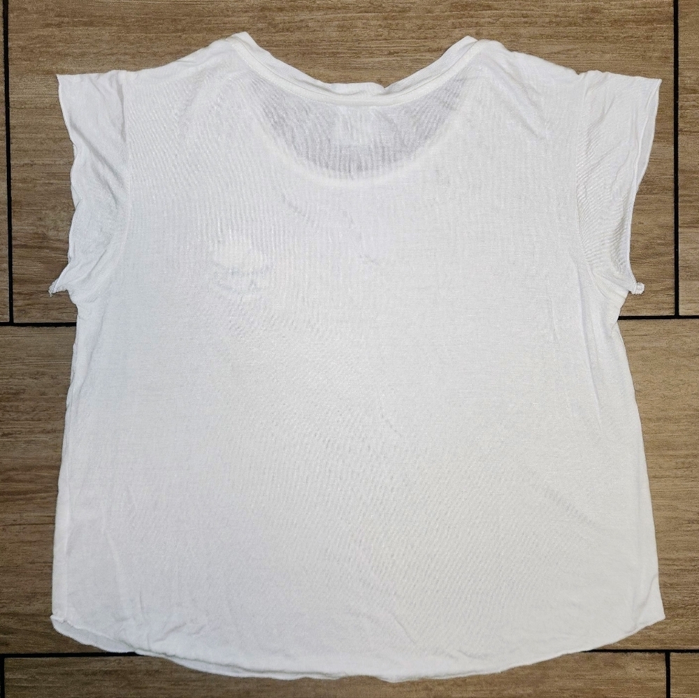 Sadie And Sage Boho Lightweight Loose T-shirt 3D Flower Embroidered Size L - Picture 6 of 13